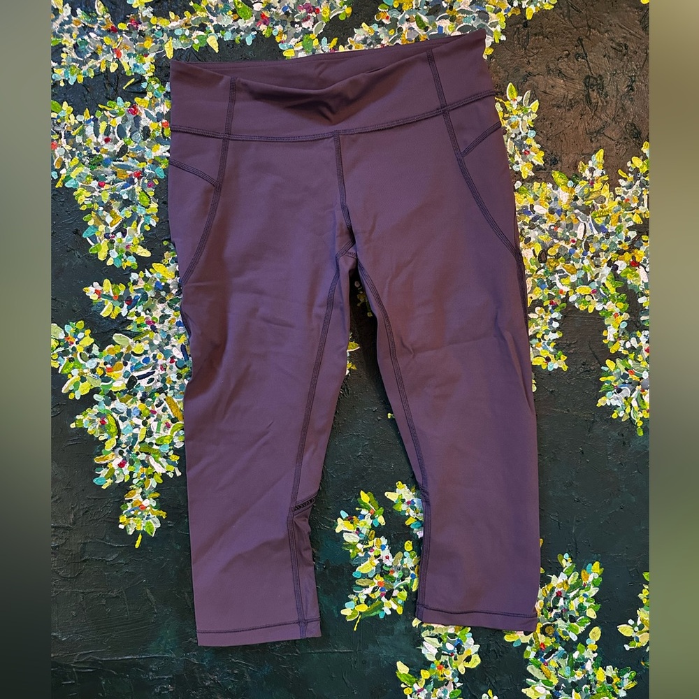LULULEMON cropped tights